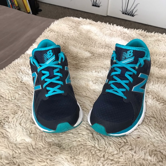 Womens New Balance 690v4 Speed Ride - Picture 2 of 7